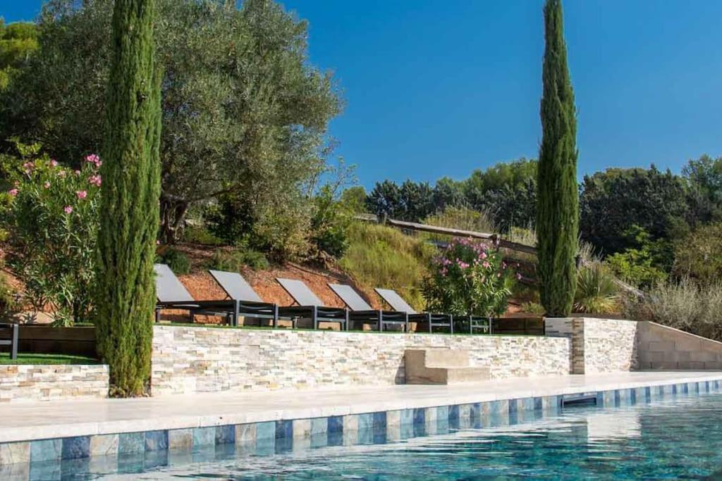 La Bastide - Le Grenache - Le Syrah Au Domaine Chateau Henri Bonnaud Le Tholonet Esterno foto